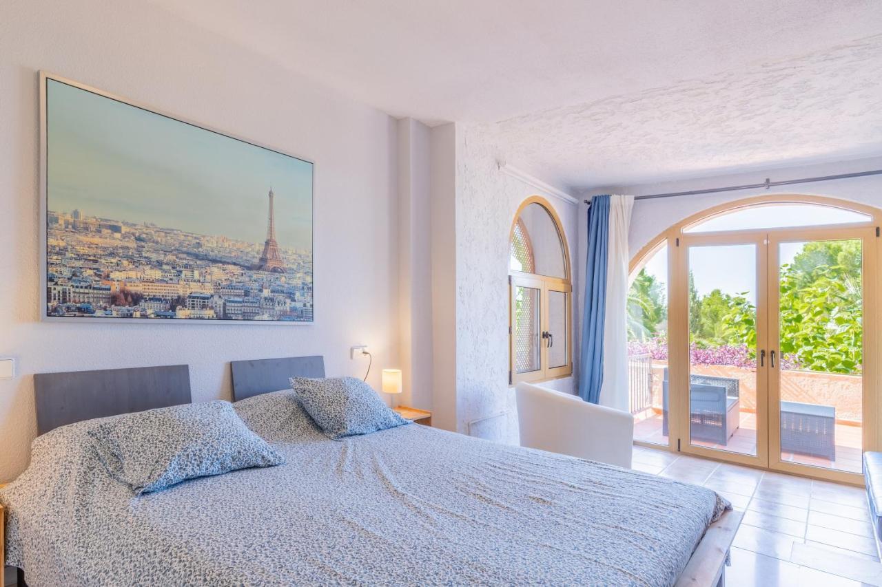 Simplicity Luxury Apartment Алтеа Екстер'єр фото