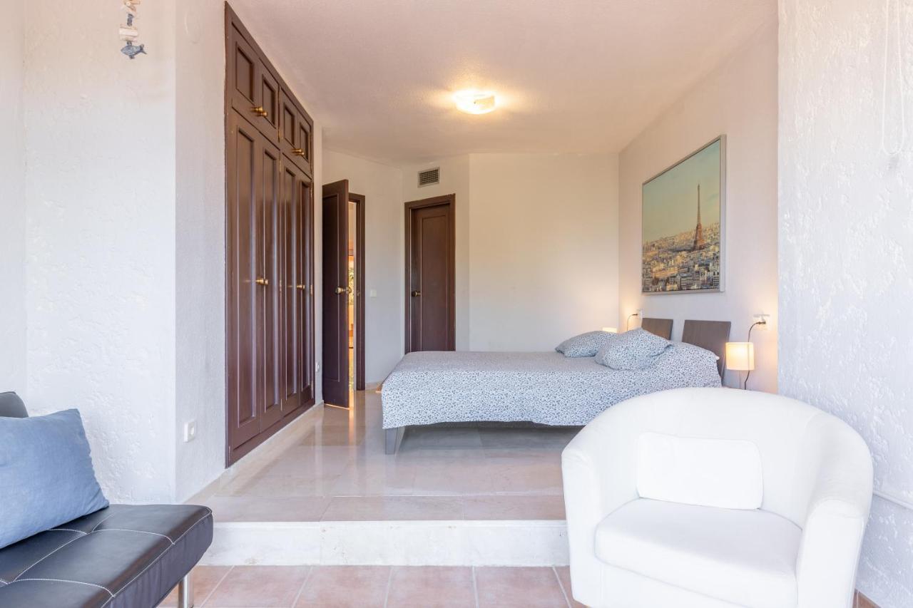 Simplicity Luxury Apartment Алтеа Екстер'єр фото
